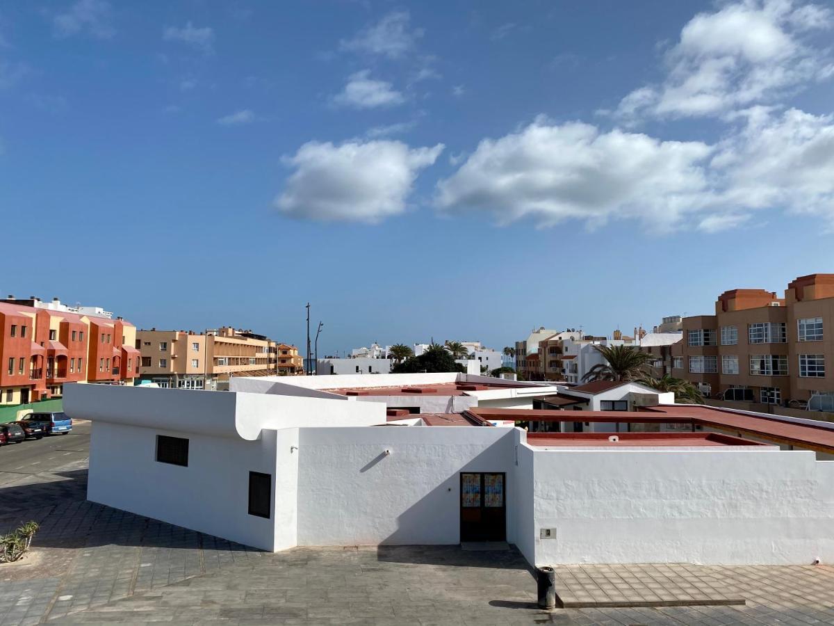 Modern Apartment With Sea Views In Corralejo Bagian luar foto