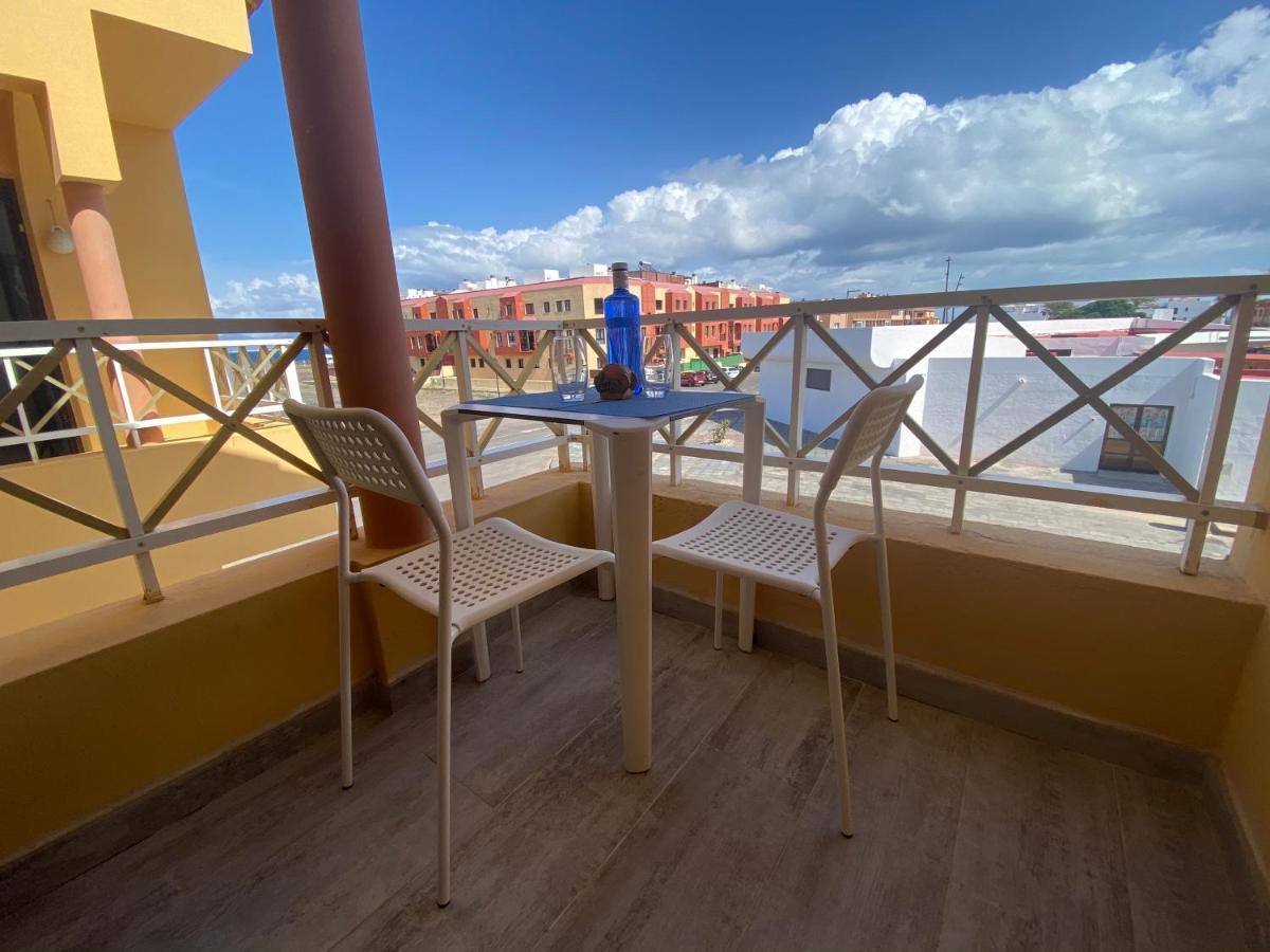 Modern Apartment With Sea Views In Corralejo Bagian luar foto